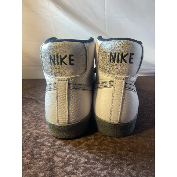 Nike Blazer Classics - Picture 4 of 12